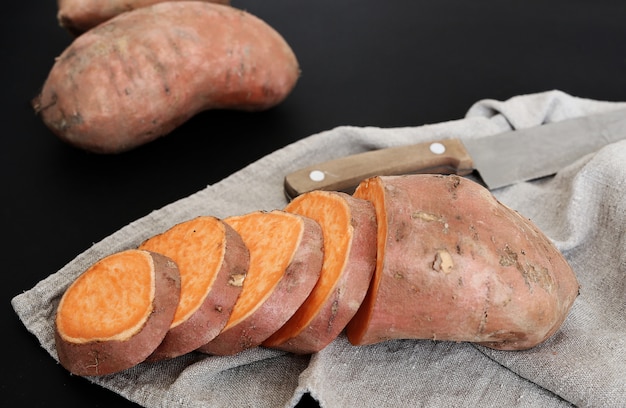 The <a href=https://www.tgkadee.com/Healthy-Meals/The-Ultimate-Guide-to-Baking-Perfect-Sweet-Potatoes-in-the-Oven.html target=_blank class=infotextkey>perfect sweet potato</a> Baking Temperature: A Guide