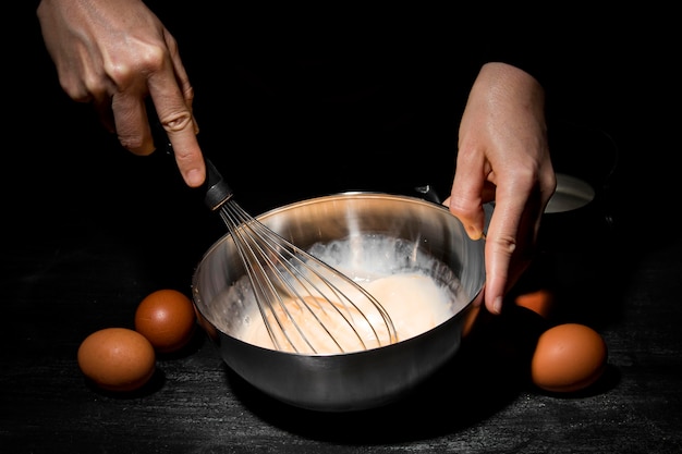 Perfectly Cooked Boiled Eggs:  A Simple Guide