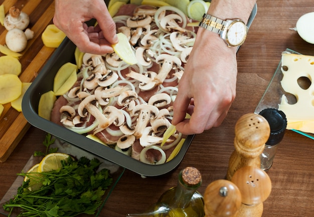 The Ultimate Guide to Cooking Mushrooms: Tips, Techniques, and Recipes