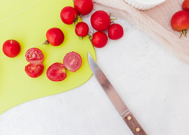 Tomato <a href=https://www.tgkadee.com/Healthy-Meals/Master-the-Kitchen-Essential-Cooking-Techniques-and-Recipes.html target=_blank class=infotextkey>cooking techniques</a>: The Ultimate Guide